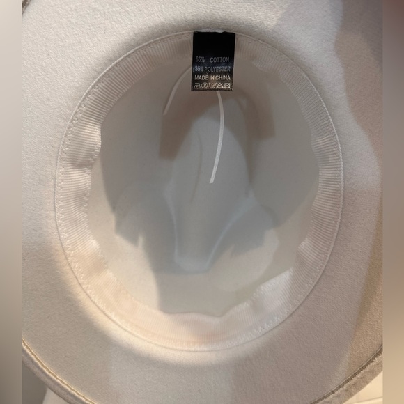 White fedora hat with taupe strap sz L - Picture 5 of 8